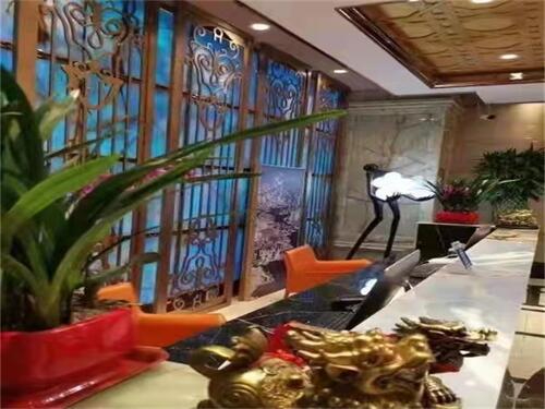 梅州小时场ktv，探索低端场夜生活-大埔县ktv预定